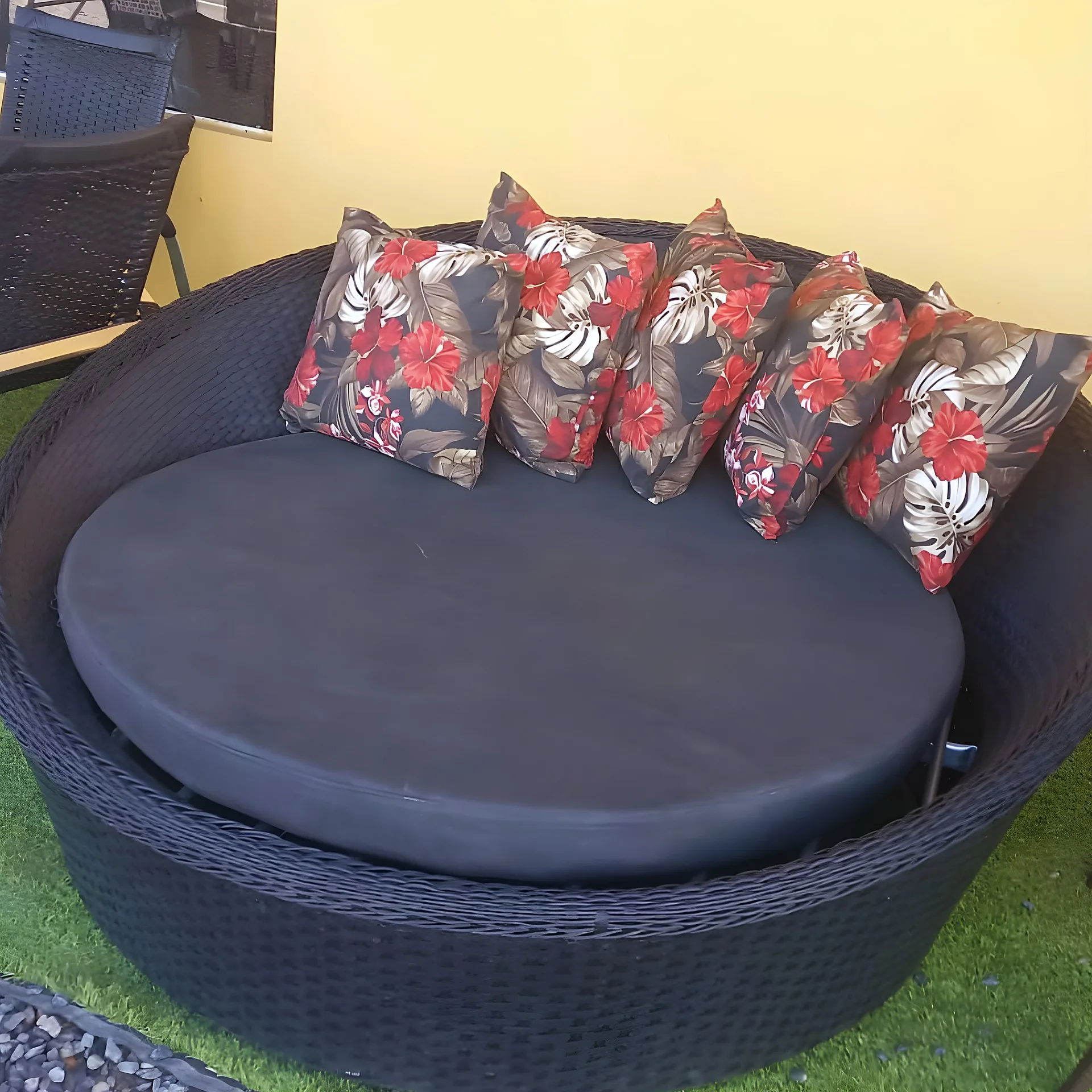 Daybed orbital em corda náutica com almofadas